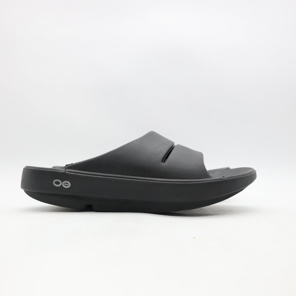 Oofos Ooahh Women's Size 7 Black Beach Walking Outdoor Recovery Slide Sandals